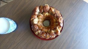 s*********s : Sammy Eats Monkey Bread│淫女爆吃洨蛋糕🎂