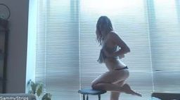s*********s : Watch a highlight reel of Sammy as she smokes, dances and strips live on CAM4 July 11