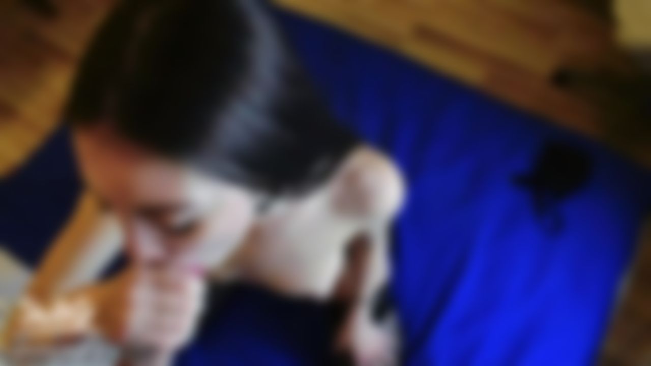 s******a : Do you want to cum on my face? Punish your escort girl