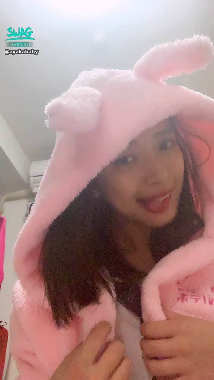 a*******y : そろそろお披露目の時間かな？❤️💗❤️it's time to show you..???