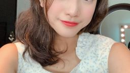 a*******y : I am answering the question from massage.
This video is only the test for me, so don’t except me with naked😂😂
If you watch this video,send me feedback with message 💌
あやかのメイクしながらいつもメッセージで同じ質問がたくさんくるから、それについて学校の支度🏫しながら答えたので全然no hentai videoです笑
あやかのこともっと知りたい人は是非見てほしいです❤️
あくまでこの動画はテストなので見たらメッセージで感想とかアドバイスとかもっと知りたいこととか教えてください😂❤️💕💋