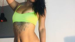 s**********z : Sexy baile .. disfruta de mis movimientos y viendo mi hermoso cuerpo para ti