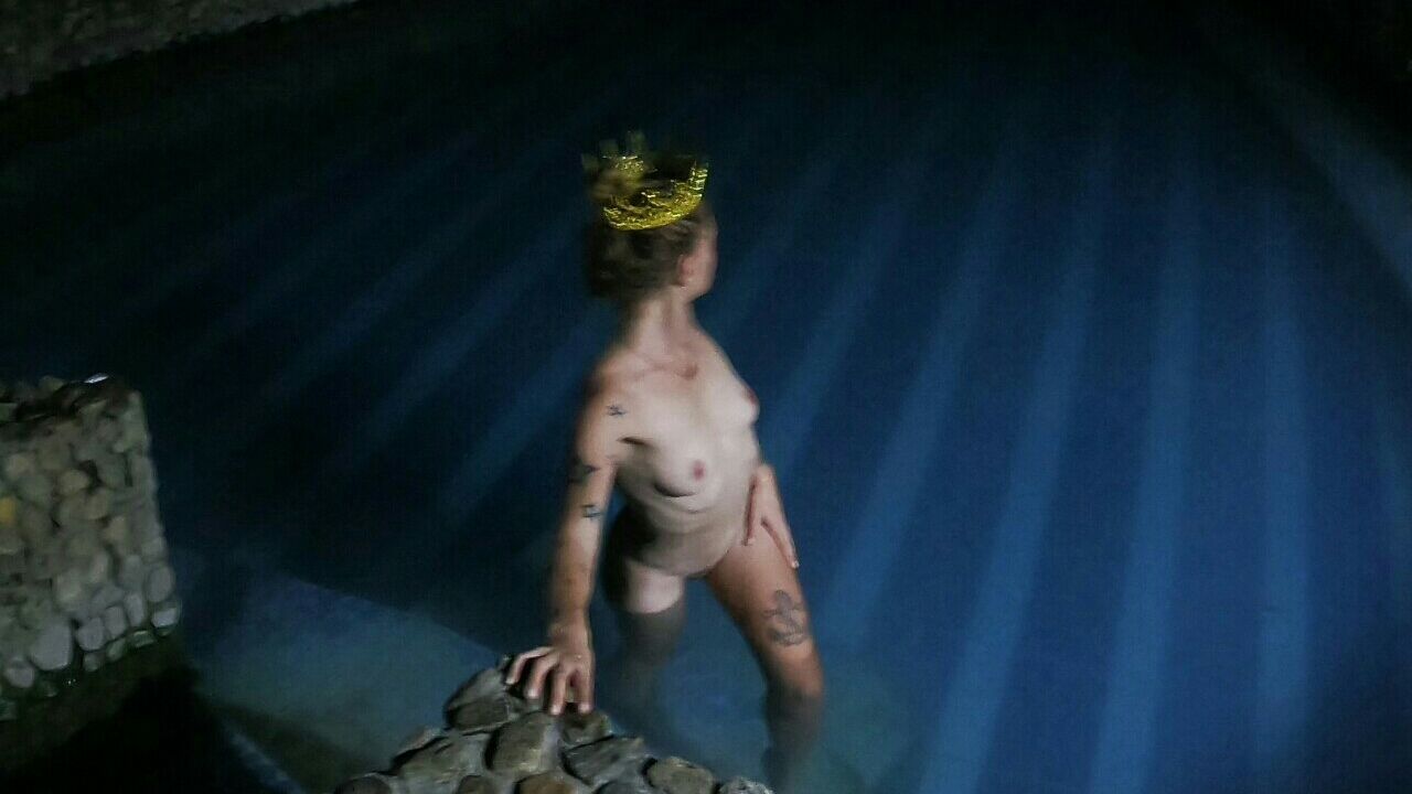 a*******r : rubbing my pussy and cumming