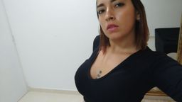 l**********t : estoy caliente y quiero q Melo hagan por mi ano con una verga dura