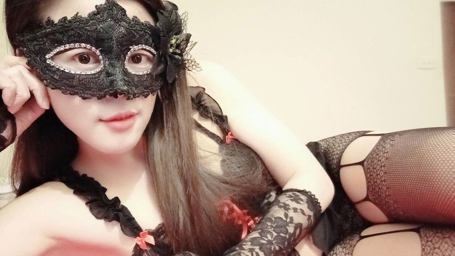 b***********e : #套裝 #女王 #口交 #自慰 #大奶 #淫蕩