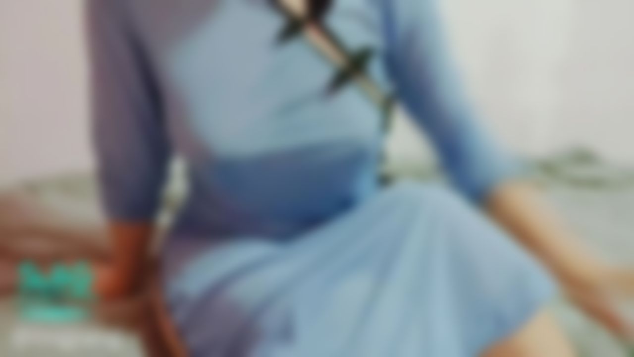 l*******g : 乖乖女穿情趣旗袍自慰‼️🔞