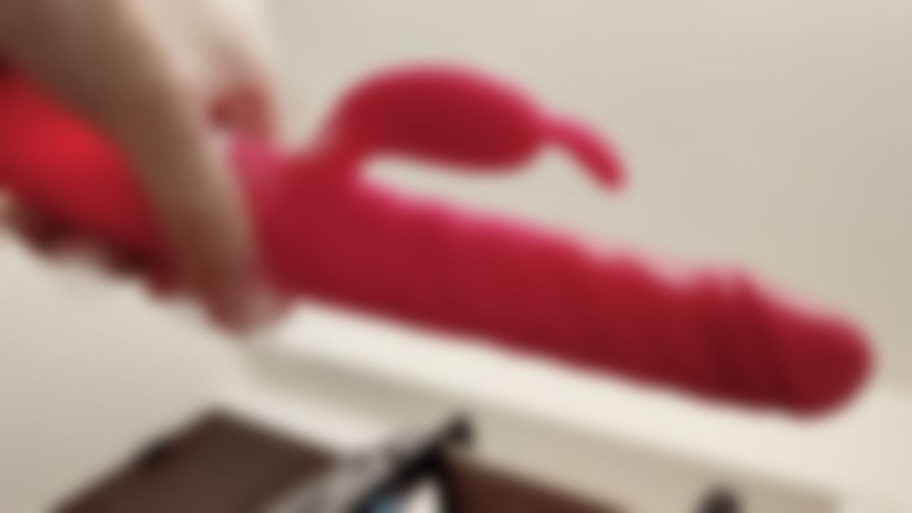 quanna : 炮友用塑膠大肉棒幹我💗想當我固伴就要這樣玩弄我...我超愛🤫