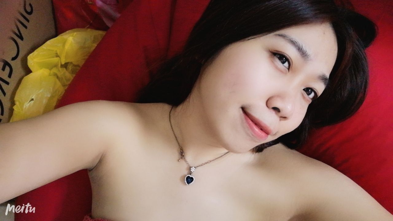 a*******i : 性感AV女主播，骚人模样，有股天使的魅力让哥性欲望旺盛。