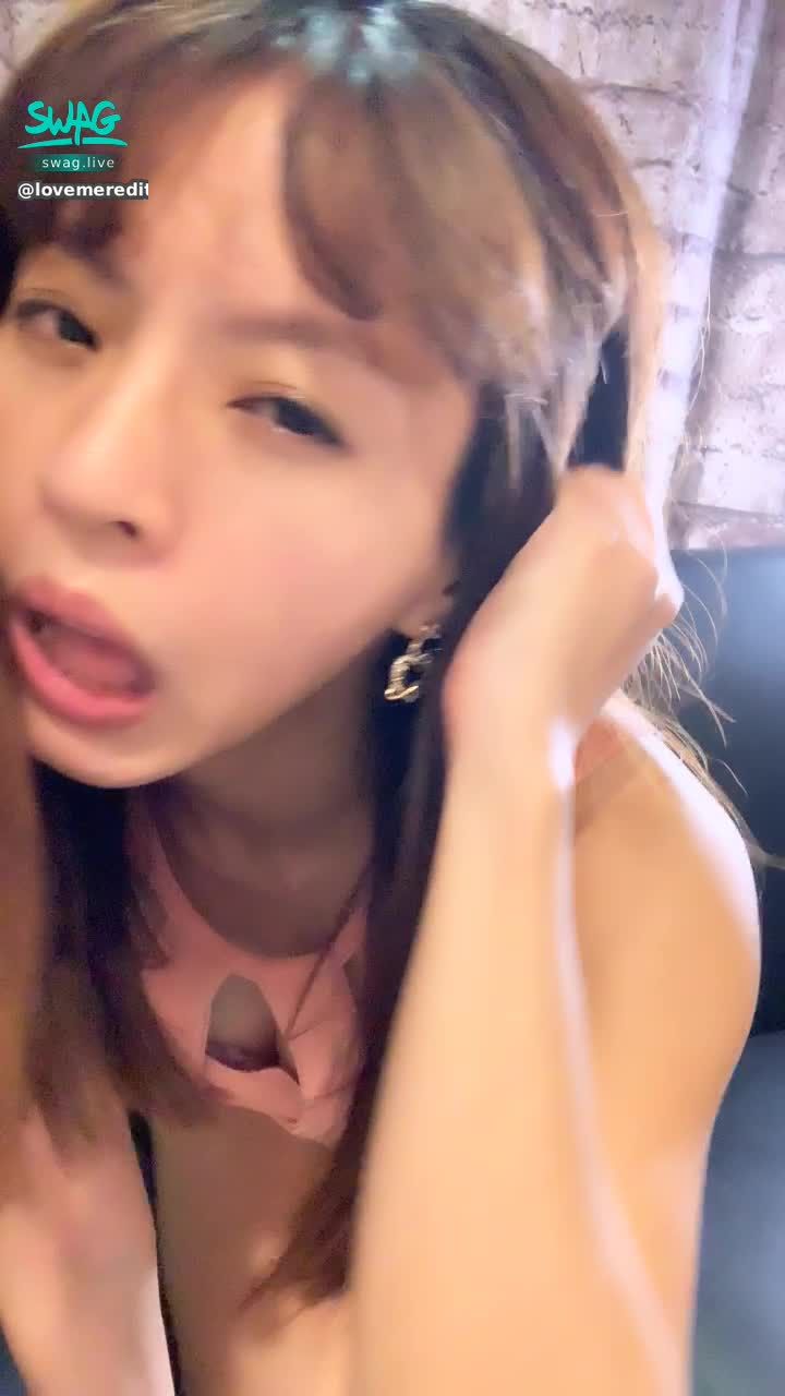 lovemeredith : 🧚‍♀️清純美少女vivi不經意的淫蕩燃燒你的理智🔥，喜歡你幹😈