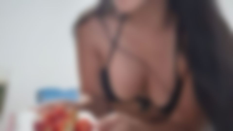  : Sweet Strawberries