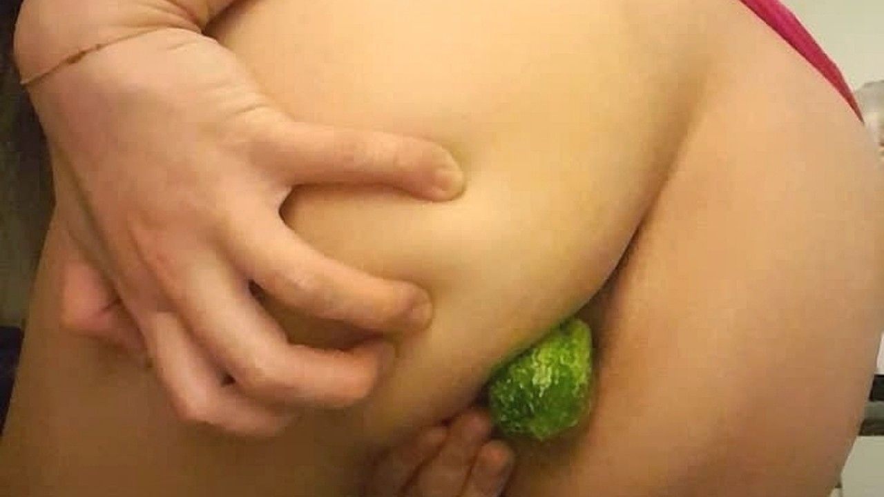 r********o : Cucumber inside Slutty Housewife