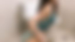 cartiernn : 浴室裡與哥哥做出激情的事情。哥哥把人家弄好舒服😌