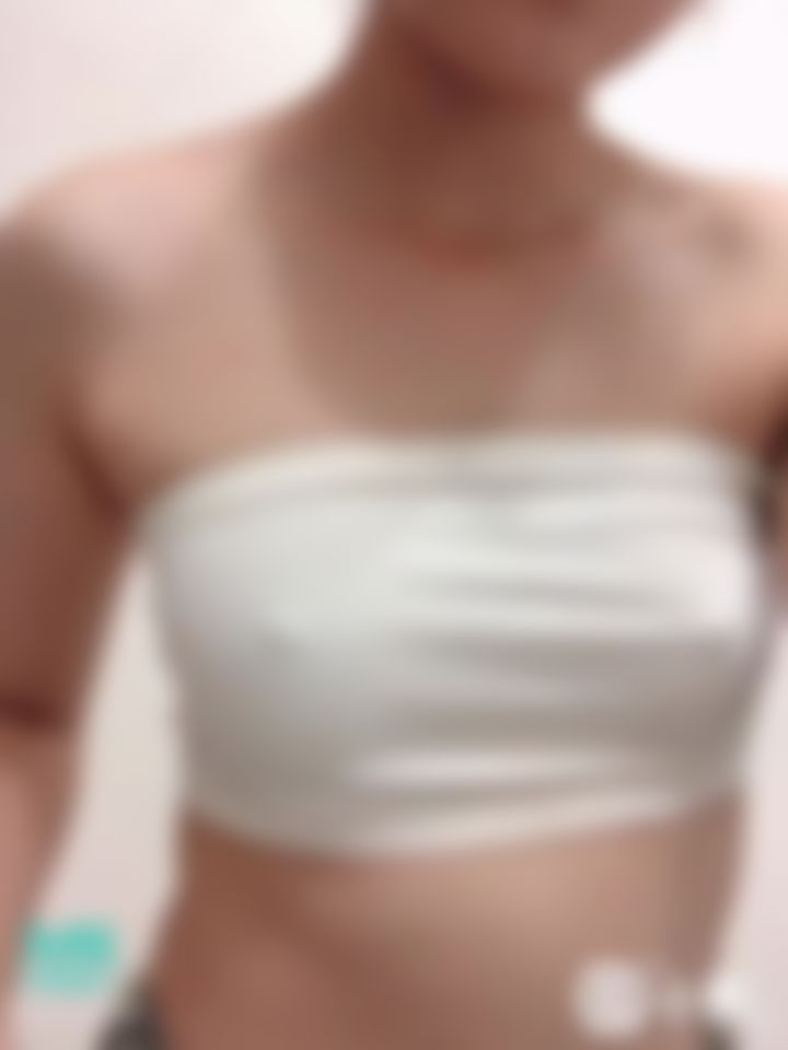 l******n : 哥哥幫我洗澡前的運動，幫我搓揉我的激凸，讓我好舒服