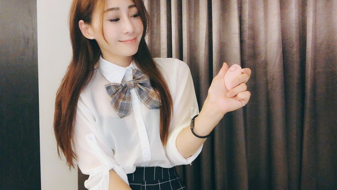 funnyg : 夜市直播企劃拿到的跳蛋沒想到這麼厲害，讓原本小看跳蛋的🉑️🉑️徹底領教它的威力！

激震玩具1-10震度每一級不同享受完美呈現！

最後還有彩蛋-100秒開箱未發表穿戴玩具！