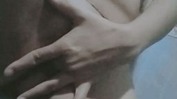 qinqinxia : u know masturbation? enjoy it.