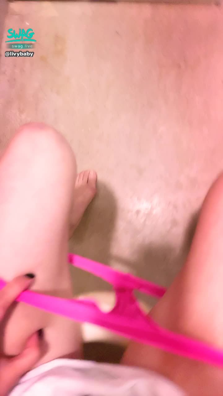 livybaby : 爽，累，ㄆㄧㄚ。
越累越想玩的我🔥