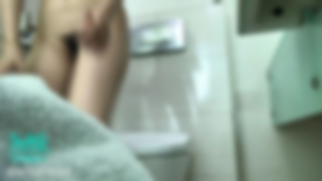  : SQUIRT & MASTURBATION in bathroom 👅