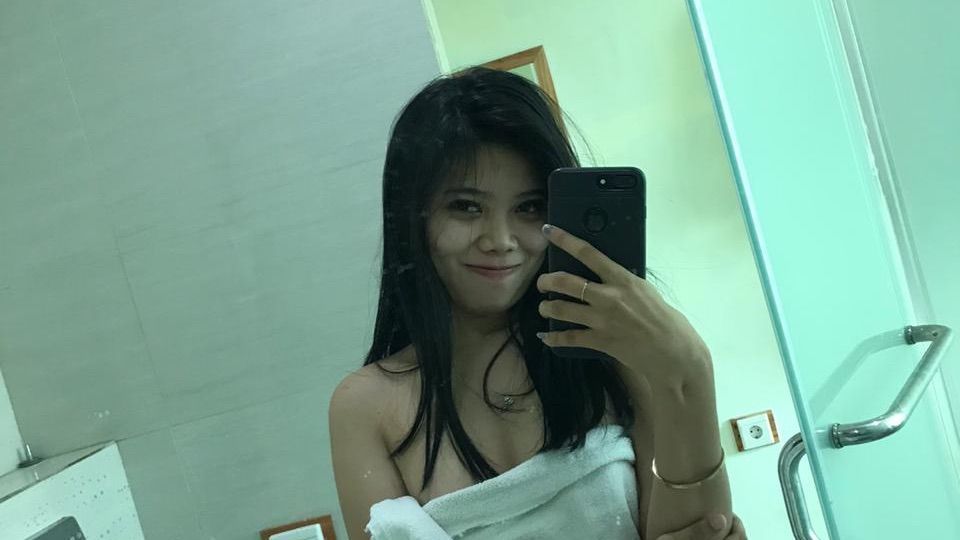  : mirror make me MASTURBATION every day. should i?