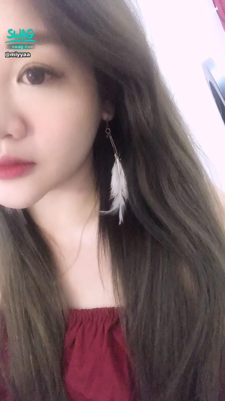 miyyaa : 有想我吗？没有的话我晚上再问 🥰💋