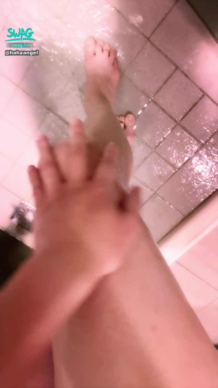 h*******l : 洗香香囉🛁