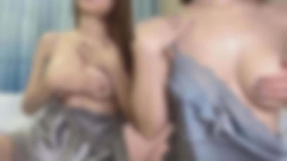 chocobabe : 雙主播發騷🈲️鹹濕液體灑整身🔓
