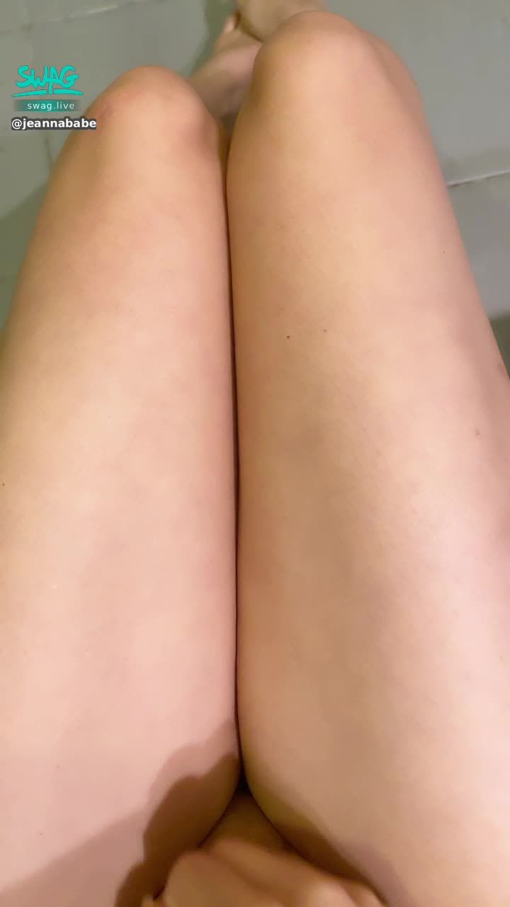 j********e : 玩弄妹妹😳😳😳
福利来啦🔥60钻就可以看到jeanna 玩弄妹妹😈😈😈