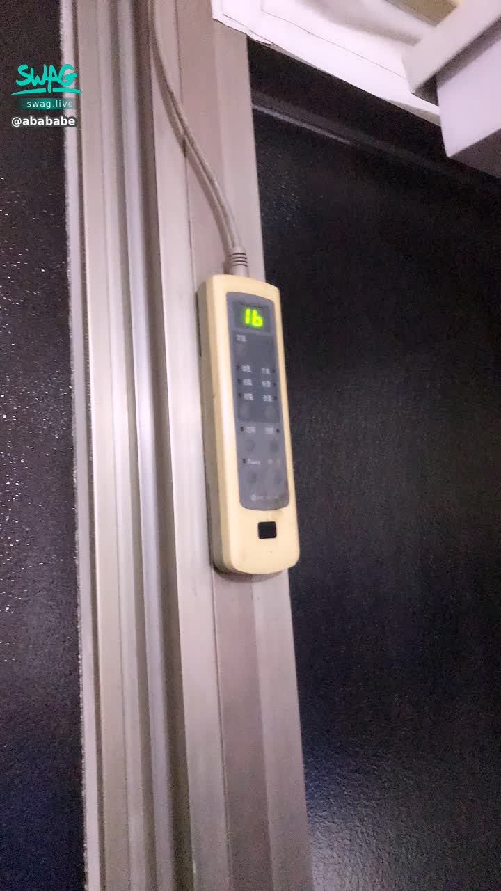  : This is the indoor temperature in my house, everyone ⚠️ Keep warm, people who are afraid of cold let me warm you ❤️ ~
