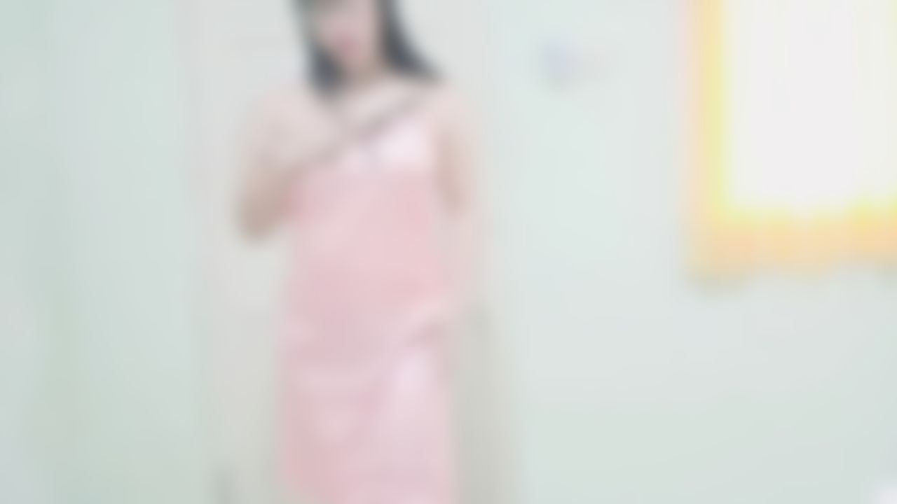 mickymochi : i want go to bed with beauty n sexy.maybe we can play on the bed before we sleep dear 😘🥰