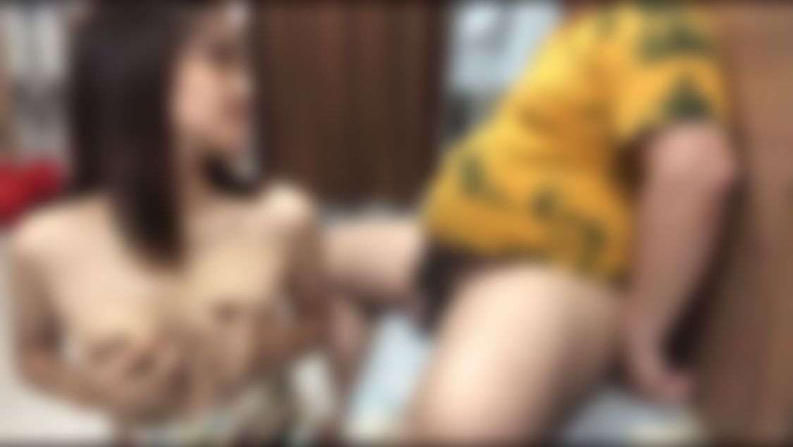 babyalicia : blowjob my stepbro’s dick!🥵💦