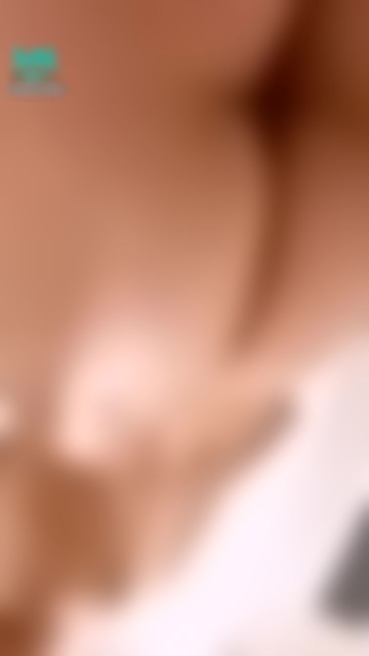 d*******y : 有哥哥要進洞的嗎
黛比現在好無聊呢😈😈😈