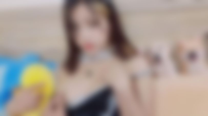 l*****b : 無套中出💦搶匪闖入豪宅搞上忠心耿耿的混血女僕🧚🏼‍♀️