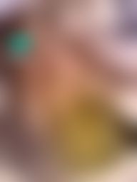 m******l : 穿洋裝可是不想內衣🥺可以嗎?