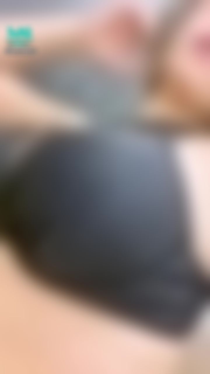 j*******y : 帶哥哥們環繞地球🌍