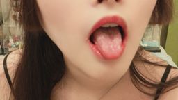 minicat : 慘叫聲叫的像活春宮~