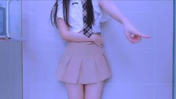 y*******e : 去拜访叔叔的瑶瑶竟然无端端兴奋了起来??叔叔更是迷恋她已久甚至还要求瑶瑶淫荡起来~瑶瑶更是性欲大发,还自动诱惑起了叔叔到床上