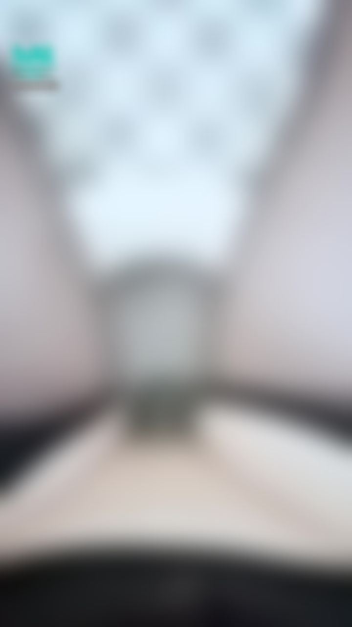 misababy : 💦放尿💦穿著開檔絲襪❤️好害羞🙈不喜勿解⚠️