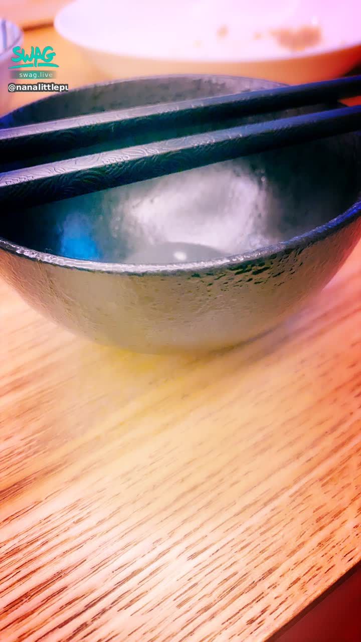 nanalittlepupy : 光盤！
好飽呀💕💕

明天就是七夕了✨
有想好要做什麼了嗎？