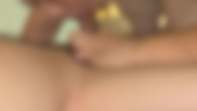 mckayla : 哥哥我喜歡吃糖果