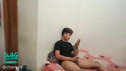 c*****y : My boyfriend came to visit me at my boarding house. At that time my stomach was very sick and I immediately went to the toilet to defecate. When I finished from the toilet, I found my boyfriend doing handjob while watching porn. Then I helped her to orgasm immediately. I blowjob his dick and start licking his body, and in short we fuck until my boyfriend orgasms..
