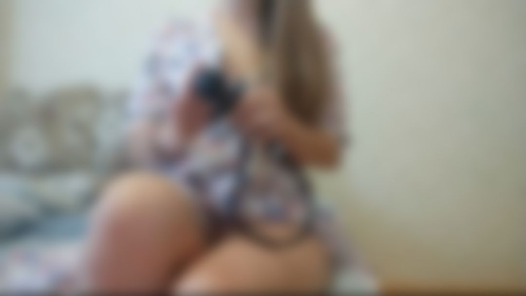 lilybarby : An inflatable dildo expands her pussy from the inside out, stretching her to the max. The girl pushes a huge ball with her vagina and shoves it
#amateur
#beauty
#vaginastretching
#inflatable
#vagina
#pussy
#bigpussy