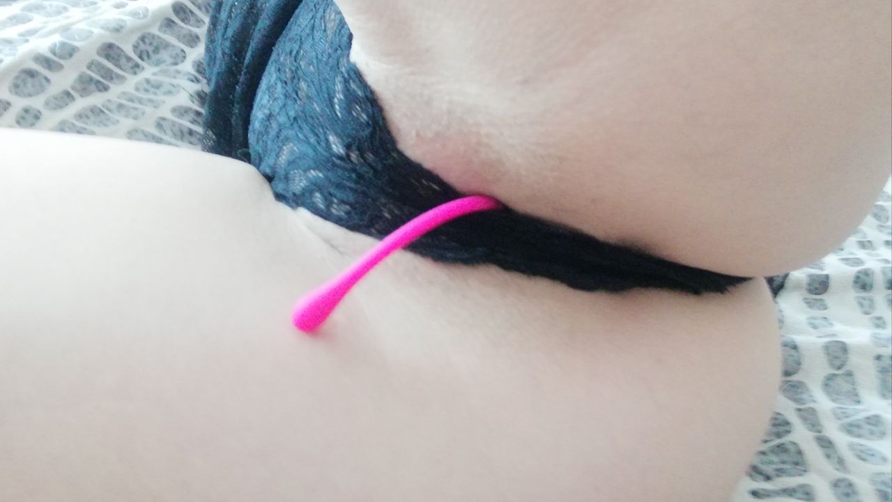 t*****t : Hot masturbation with vibrators pussy and ass, vibration massage💋🍓