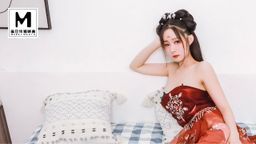 modelmedia : 今日我用千年修行轉生凡間與妳相遇,
逆轉過往的悲劇讓我們在七夕這天......共度魚水之歡!
女神郭童童將與你約好在七夕相遇,时隔千年我终于与你做爱
#麻豆AV #麻豆傳媒線上看