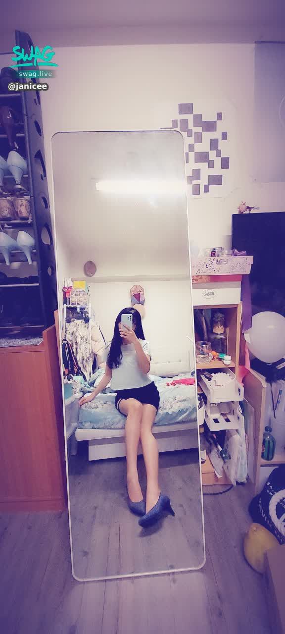 janicee : 打完疫苗為什麼可以這麼累…
這幾天每天都睡好久（汗）