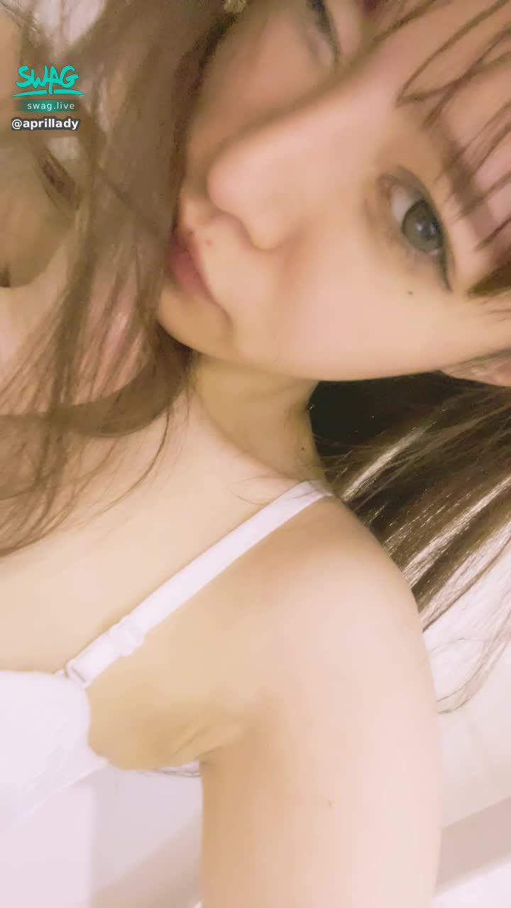 aprillady : 下課了 身體好燙