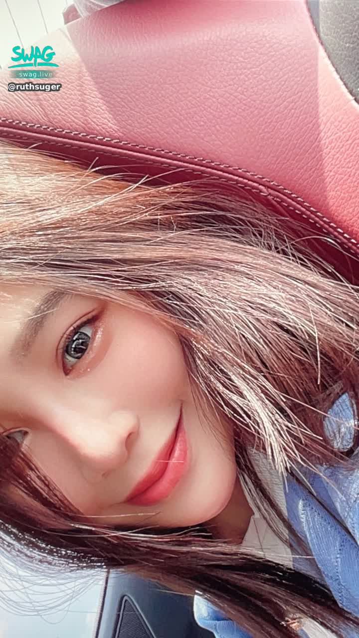 r*******r : 今天休假～
露露載你去兜風好嗎😉