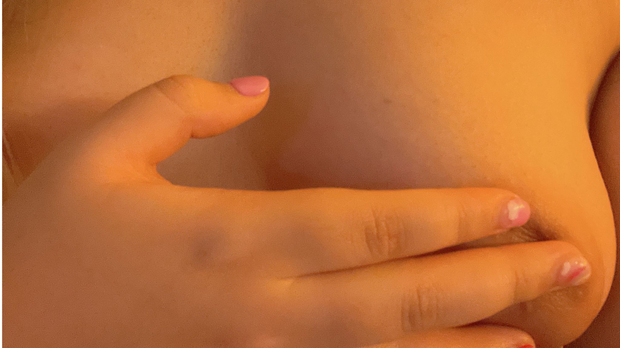  : 突然興致來自己摸乳🔥