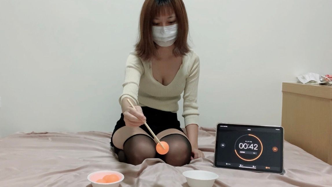 sexyemily : 這太難了吧…根本是想要我脫光光吧😆好壞😈