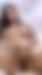 l******i : 快解😈難得臉奶穴同框自慰❗️手指慰慰㊙️摸摸小穴就好癢💦