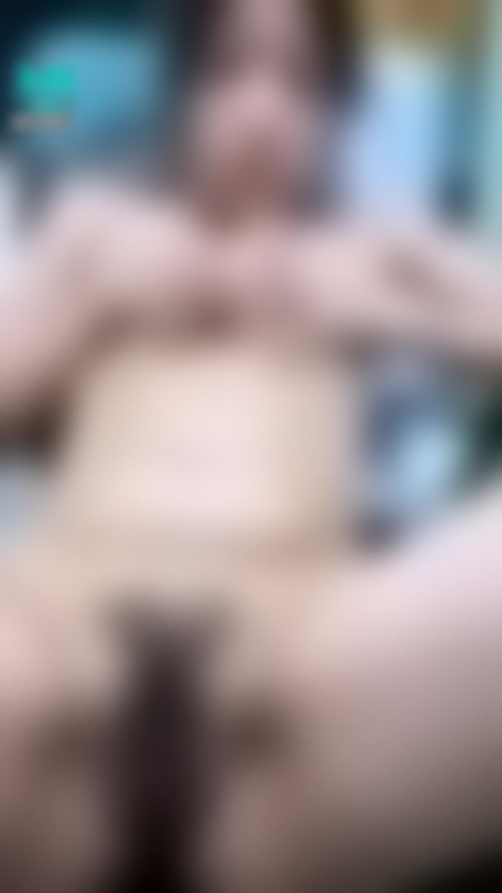 l******i : 佛系解鎖㊙️不解後悔～揉捏奶頭🍑摸摸小穴💦臉奶穴同框喔！