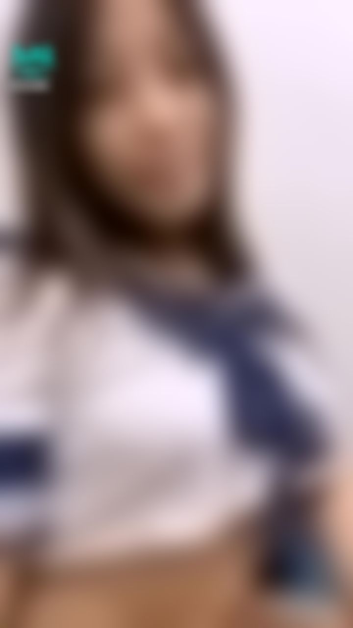 l******i : Lulu來囉💕通關密語感恩新粉追蹤的活動持續進行❤️送點禮物給可憐的lulu嘛😍